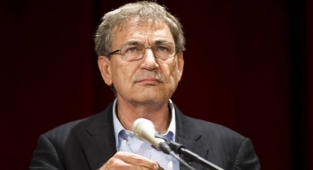 Adalet Bakanlığı'ndan Yargıtay'a Orhan Pamuk Başvurusu