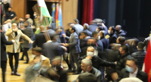 Alparslan Türkeş Anmasında Saldırıya Uğrayan Salih Dilek, TamgaTürk'e Konuştu