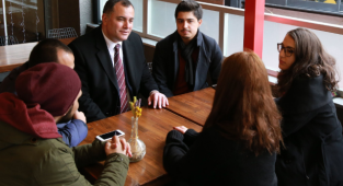 Çankaya Belediyesinden Öğrencilere Ücretsiz Akşam Yemeği 