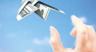 Erdoğan Konuşuyor, Dolar Uçuyor