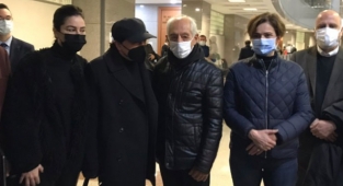 Genco Erkal, Cumhurbaşkanı'na Hakaret İddiasıyla Hakim Karşısına Çıktı