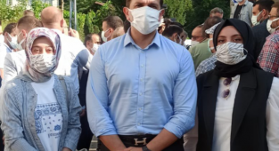 Mücahit Birinci'nin 14 Asgari Ücret Değerindeki Kemeri