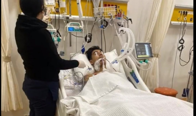 17 Yaşındaki Uygur'u Bıçakladılar, Karakolda TikTok Videosu Çektiler