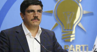 AKP Genel Başkan Danışmanı Yasin Aktay'dan Tepki Çeken Yazı