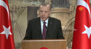 AKP'li Cumhurbaşkanı Tayyip Erdoğan, Ekonomistlere Konuştu