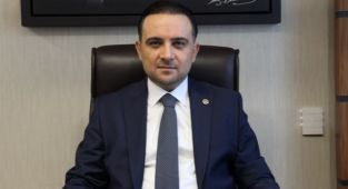 AKP'li Vekil: Biz İsteseydik Doları 8'lerde Tutardık
