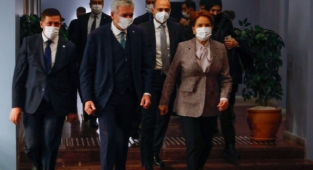 Akşener'den İstanbul Sanayi Odası'na Ziyaret