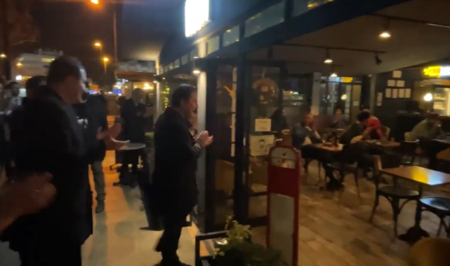 Ali Babacan Bara Davet Edildi: Bu Kez Girdi