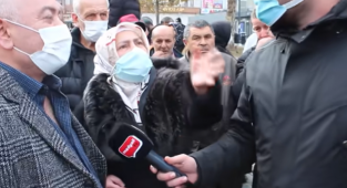 Almancı Kadın, Vatandaşı Vatan Haini İlan Etti