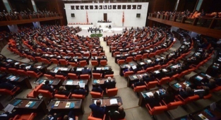 Asgari Ücrette Vergileri Kaldıran Teklif TBMM'ye Sunuldu