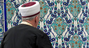 Atanan İmamlar Geri Çekildi: CHP Nasıl Cami Yapar?