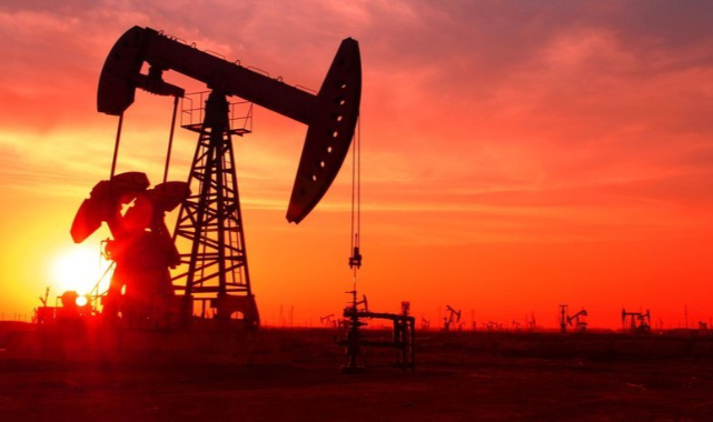 Çin, Orta Doğu'daki Nüfuzunu Artırıyor: Irak, Petrol Rafinerisi İçin Çinli Şirketle Anlaştı