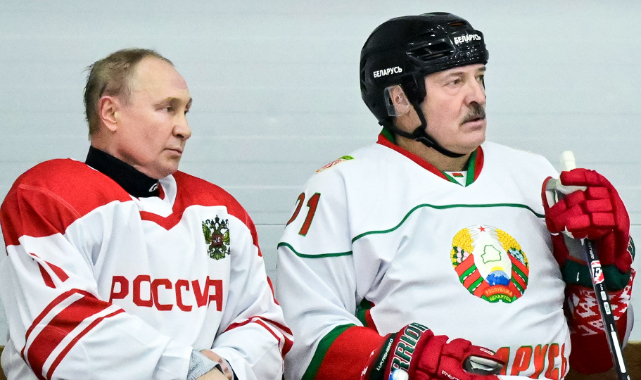 Diktatörler Buz Hokeyi Oynadı, Putin 7 Gol Attı