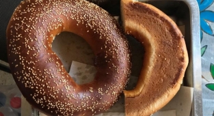 Ekonominin Kitabı: Okullarda Yarım Simit Satılıyor