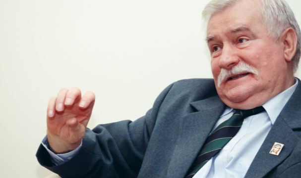 Eski Polonya Cumhurbaşkanı: Ruslar Kırım'da Kaybetmeye Mahkum