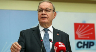 Faik Öztrak'tan Akaryakıt Zammına Tepkili Yılbaşı Mesajı
