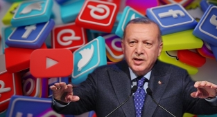 İktidar, Sosyal Medyaya Müdahale Konusunda Israrcı