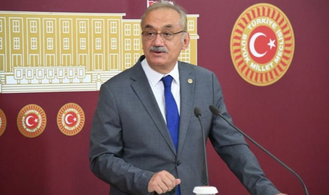 İYİ Parti: Abdullah Gül Bizim İçin Denklemde Değil