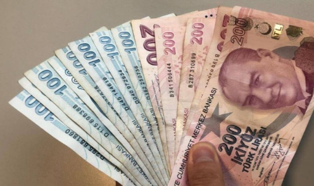 Kaşıkla Ver, Kepçeyle Al: 2022 Asgari Ücretinin Hikayesi