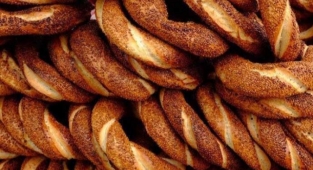 KKTC'de Simit 10 TL Oldu