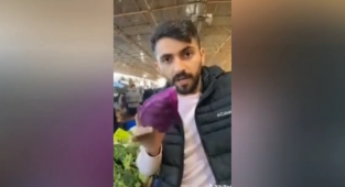 Pazarcı: Az Önce Bir Müşteriye Çeyrek Lahana Sattım