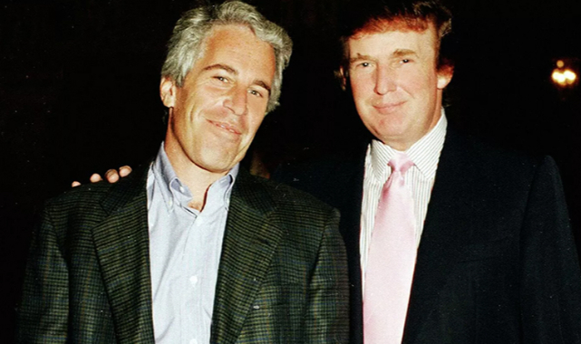 Trump, Pedofili Jeffrey Epstein'in Uçağıyla 7 Kez Seyahat Etti