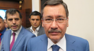 Yavuz Selim Demirağ: Melih Gökçek İtirafçı Olmaya mı Hazırlanıyor?