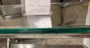 Yeditepe Üniversitesinden Öğrencilerine 'Vegan Hindi Haşlama' Hizmeti