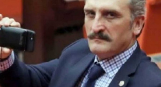 Yeliz'den CHP'lilere Hakaretler