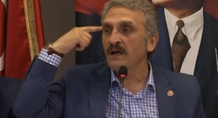 Yeliz: Halk Ekmek Kuyrukları Film Çekmek İçin Oluşturuluyor