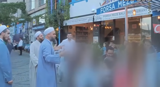 Yılbaşı Yaklaştı: İslamcı Propaganda Başladı