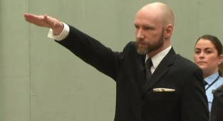 77 Kişinin Katili Breivik Şartlı Tahliye Talebiyle Hakim Karşısına Çıkıyor