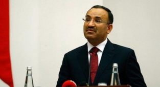 AKP'li Adalet Bakanı Bozdağ Şükranlarını Sunmaya Devam Ediyor