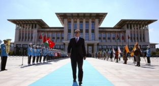 AKP'li Cumhurbaşkanı'nın Saraylarına 2022'de 470 Milyon TL Harcanacak