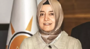 Betül Sayan Kaya'nın İBB'nin Binlerce Dolarıyla ABD'de Eğitim Aldığı Ortaya Çıktı