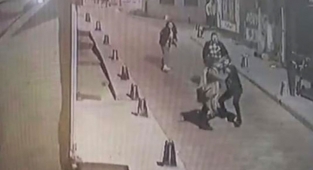 Beyoğlu'nda Kadına Şiddet: Başına Cam Şişeyle Vurdu