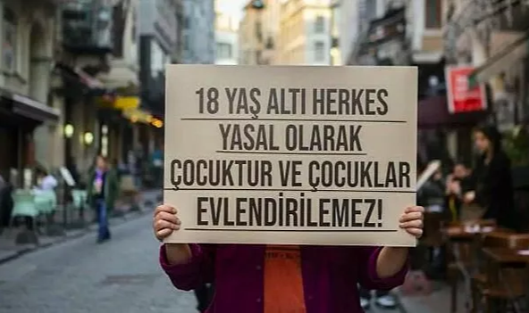 Çocuk Gelinin Kardeşi Yıllar Sonra Canına Kıydı