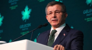 'Serok' Lakaplı Davutoğlu'ndan 'Kürtçe Seçmeli Ders' Çağrısı