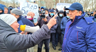 Diktatör Tokayev Protestoculara Müdahale İçin Ek Birlik Sevk Etti