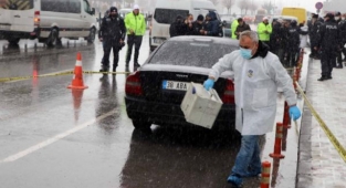 Eşini Taciz Eden Sanığı Adliye Çıkışında Vurdu