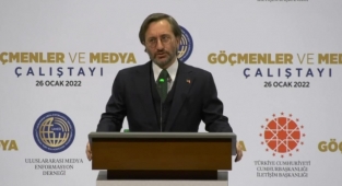 Fahrettin Altun: Göçmenler Sorunun Kaynağı Değil, Mağdurlarıdır