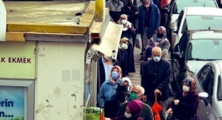 Hükümetin Ekonomi Politikalarına Güven Bir Yılda Yüzde 76 Azaldı