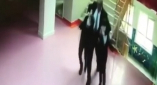 İlkokul Öğrencilerine Şiddet Uygulayan Müdürün 6 Yıl 6 Ay Hapsi İstendi