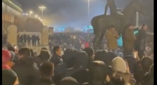 Kazakistan'daki Protestocuların Talepleri