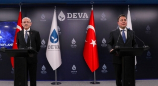 Kılıçdaroğlu: Ülkeye Demokrasi Gelecekse Yolu Diyarbakır'dan Geçer