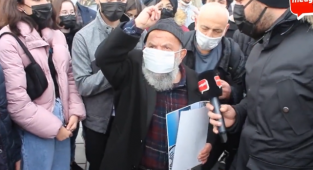 'Laiklik Elden Gidiyeah' Dededen Zam Yorumu