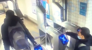Metroda Turnikeden Atlamaya Çalıştı: Boynu Kırıldı