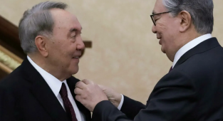 Tokayev, Nazarbayev Dönemine Fiilen Son Verdi
