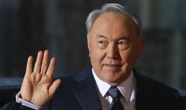 Nazarbayev Kazakistan'ı Terk Edecek İddiası