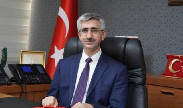 Özdağ'dan Yeni Bakan Yardımcısına: Türk Düşmanı Vakıfların Önerdiği Türk Düşmanı Eleman
